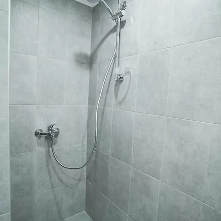 Lägenhet One Bedroom Maisonette A Minute Away From The Beach, City Center And Sea Garden Varna